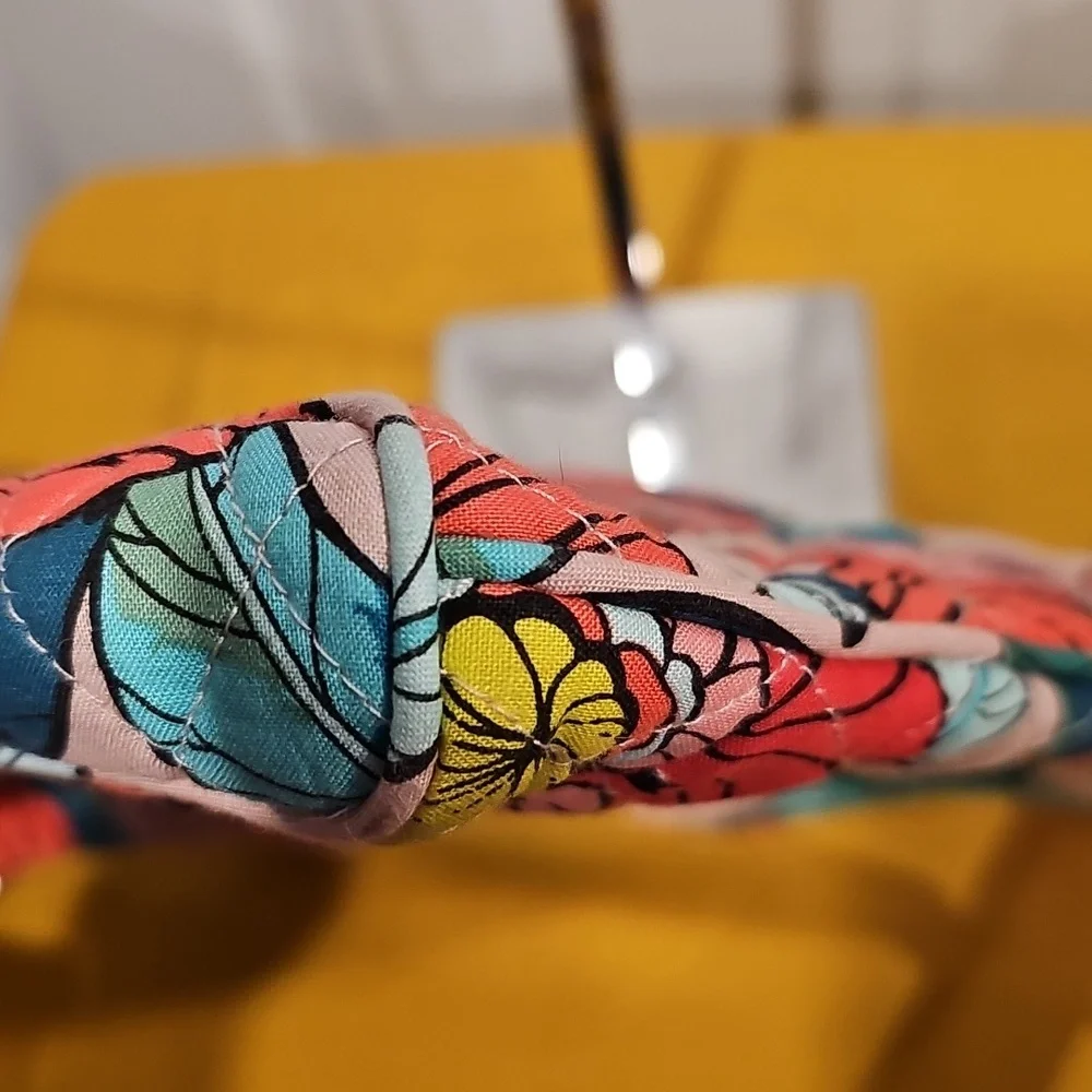 Vera Bradley Hipster Crossbody in Vintage Floral EUC - Picture 11 of 11